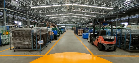 รับตีเส้นพื้นโรงงาน-ตีเส้นจราจรในโรงงาน-ทำสีตีเส้น